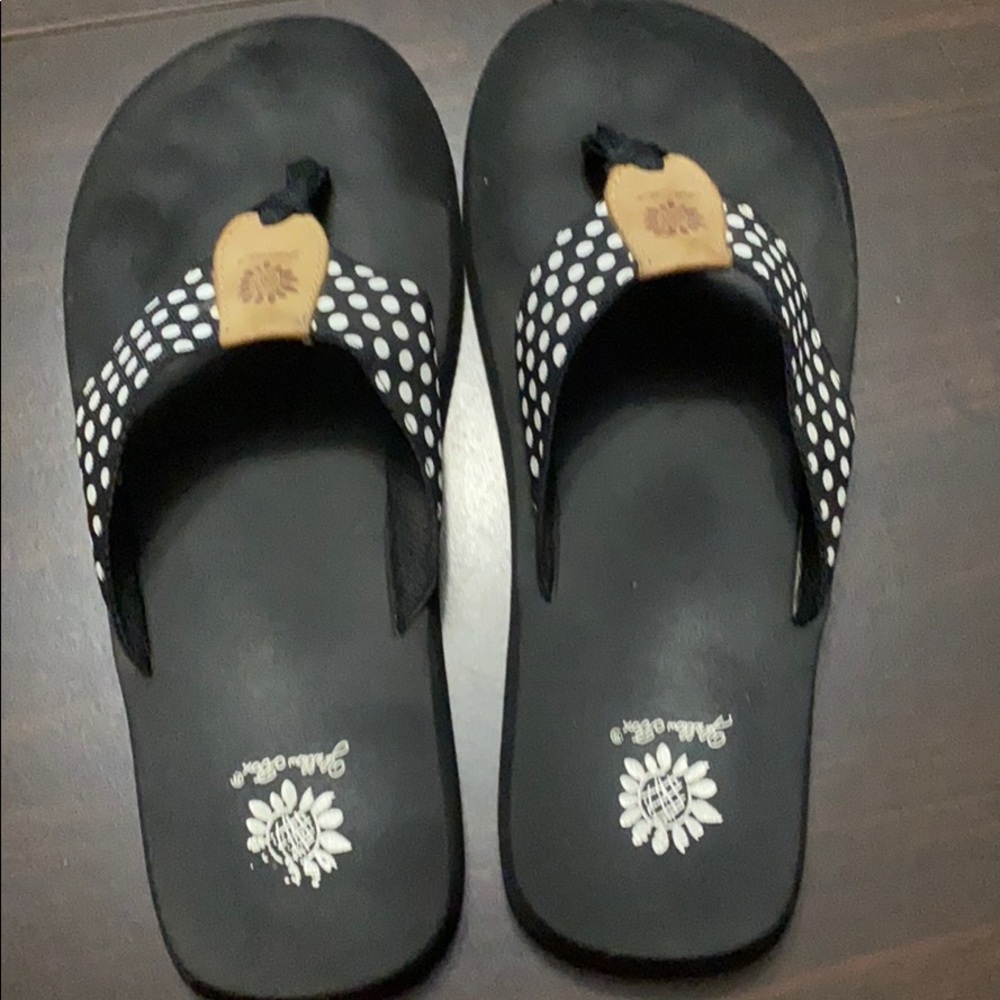 Flip flops